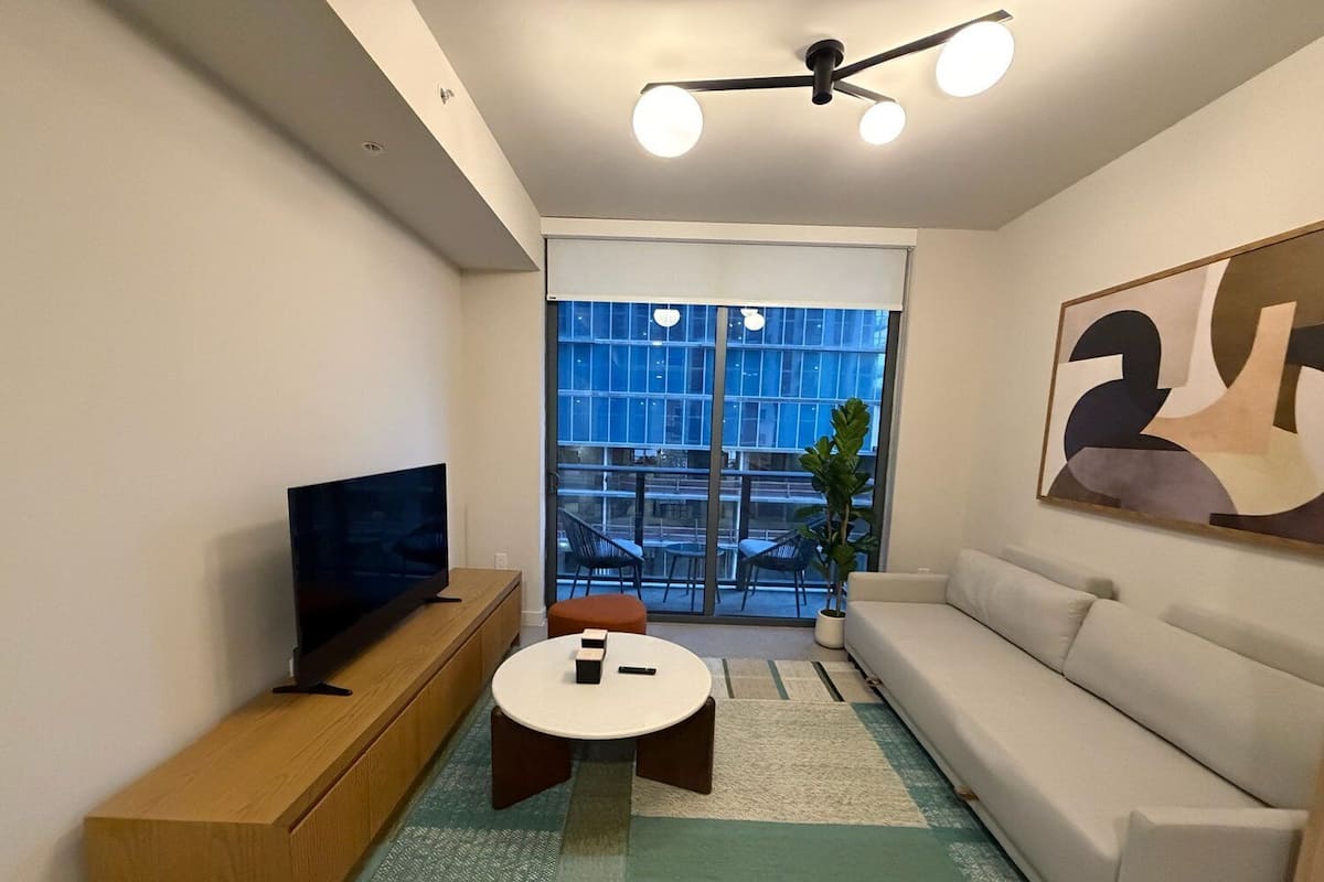 Apartment, 1 Bedroom, City View | Living area