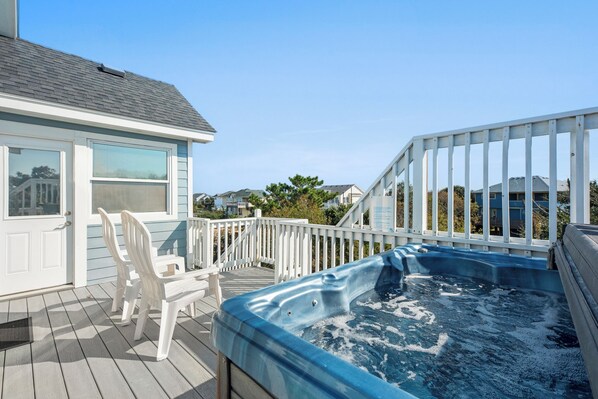 Terrace/patio - Shorely Dreaming: Private Pool | Hot Tub | Dog Only (Corolla)