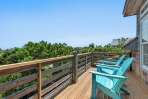 Property grounds - Livin' the Dream: Private Pool | Hot Tub | Pets Allowed | Rec Room (Nags Head)