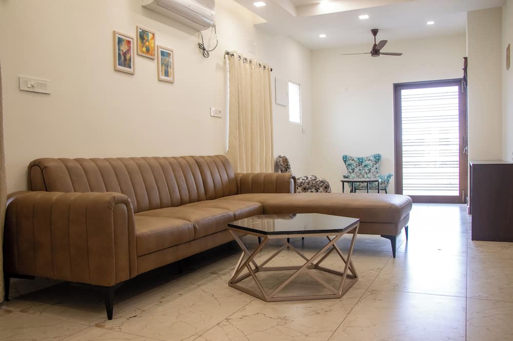 Twin Villa Luxury Stays