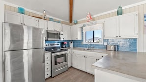 Private kitchen - Sunshine and Whiskey: Pets Allowed | Private Pool | Private Hot Tub (Corolla)