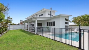 Pool - Soleil at Salt – Pet Friendly, Pool, 500m to beach (Kingscliff)