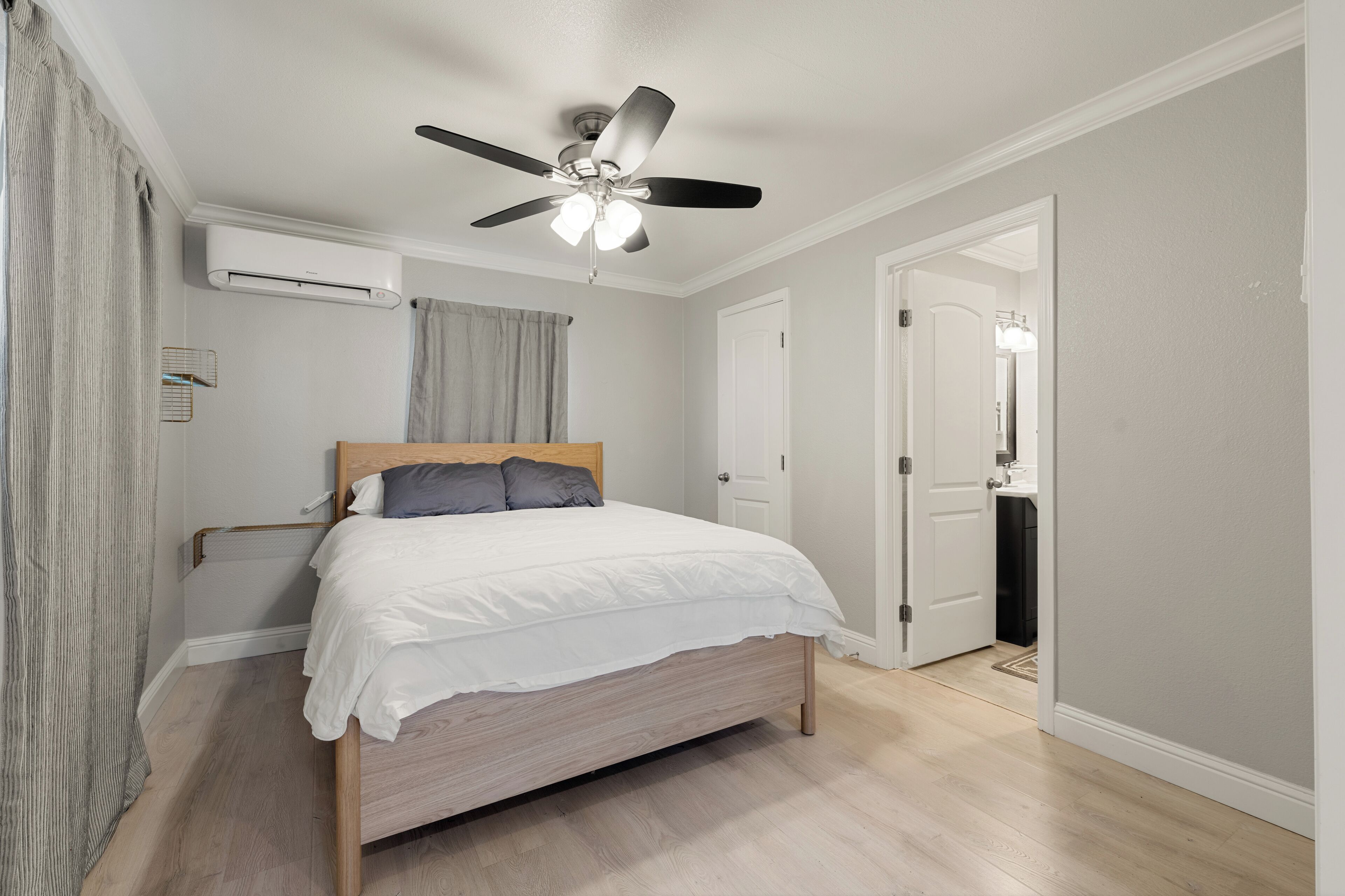 2 soverom, strykejern/-brett, wi-fi og sengetøy