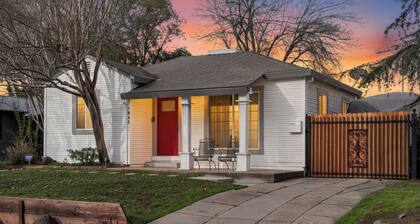 Bright Stylish 2BR • Near Downtown + UC Davis Med