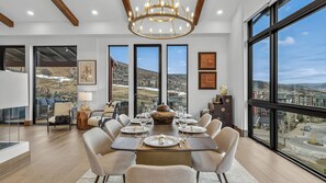 Dining - Luxury Ski Retreat for Groups | The Duet Grande (Steamboat Springs)