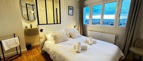 3 chambres, fer et planche Ă repasser, Wi-Fi, draps fournis