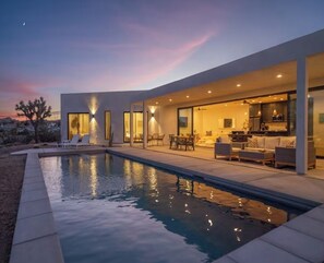 Pool - Mars Landing - Pool / Spa / Boulders / View / BBQ / Stargazing (Yucca Valley)
