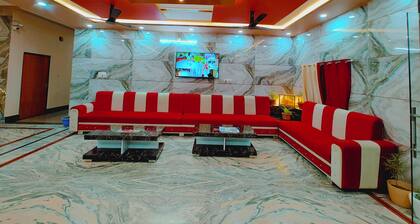 Shree Venkatesh Niliyam 300 M Ram Temple