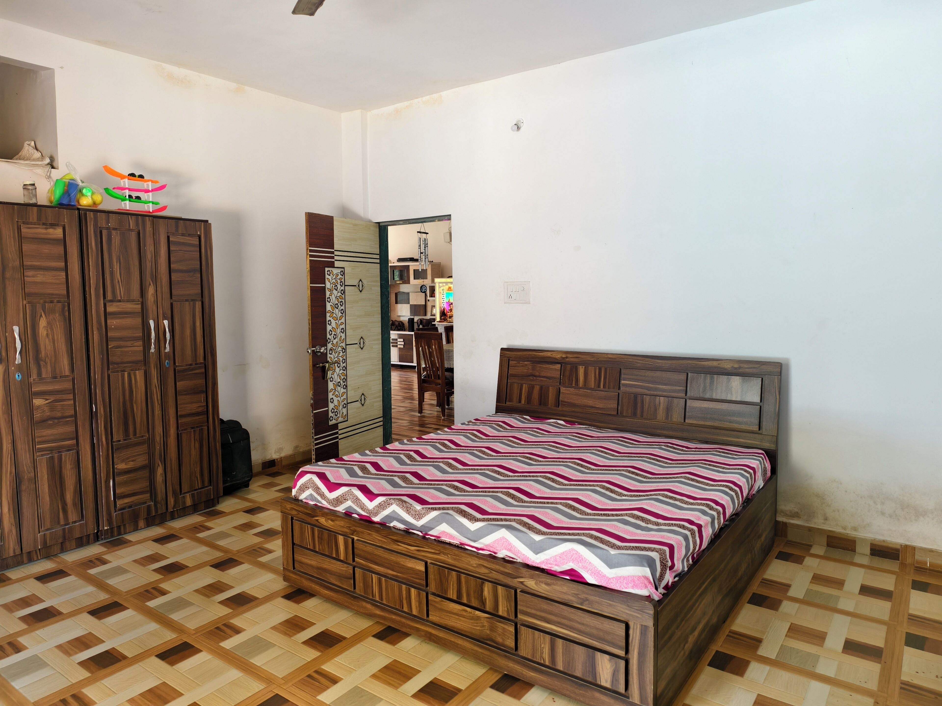3 Schlafzimmer, Bügeleisen/Bügelbrett, WLAN, Bettwäsche