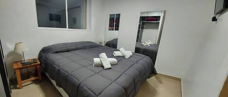 1 bedroom, free WiFi, bed sheets