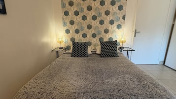 1 chambre, fer et planche Ă repasser, Wi-Fi, draps fournis