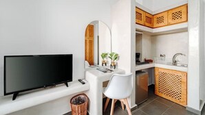 Interior -  Sea & You Luxury Beach House – Your Private Cycladic Escape (Kamari)