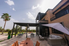 Outdoor dining - Un Brin d'orient 8 rooms 16 people (Marrakech)