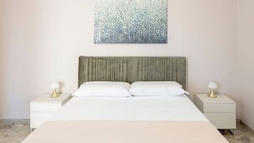 4 habitaciones, escritorio, tabla de planchar con plancha y wifi gratis