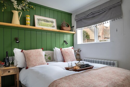 The Kiln - sleeps 2 guests  in 1 bedroom