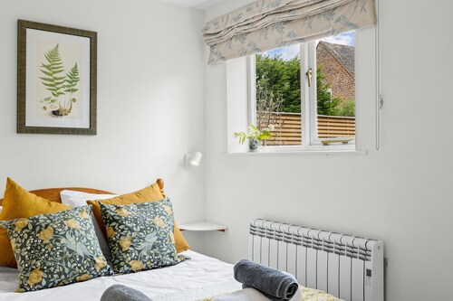 The Kiln - sleeps 2 guests  in 1 bedroom