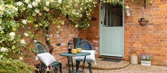 The Kiln - sleeps 2 guests  in 1 bedroom