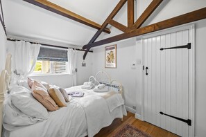 Room - The Hop Store - sleeps 2 guests  in 1 bedroom (Ledbury,)