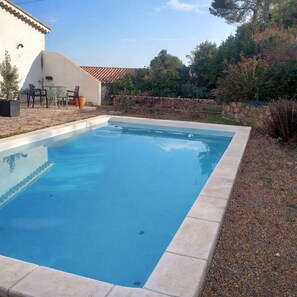 Outdoor pool - Renovated apartment within walking distance of the lively village of Flayosc (Flayosc)