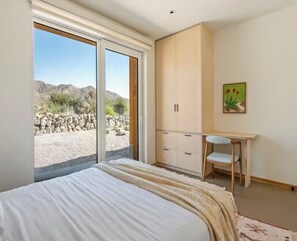 3 bedrooms, iron/ironing board, WiFi, bed sheets - Solara at Masseria Morongo - Desert Design Retreat with Pool + Hot tub & Views (Morongo Valley)