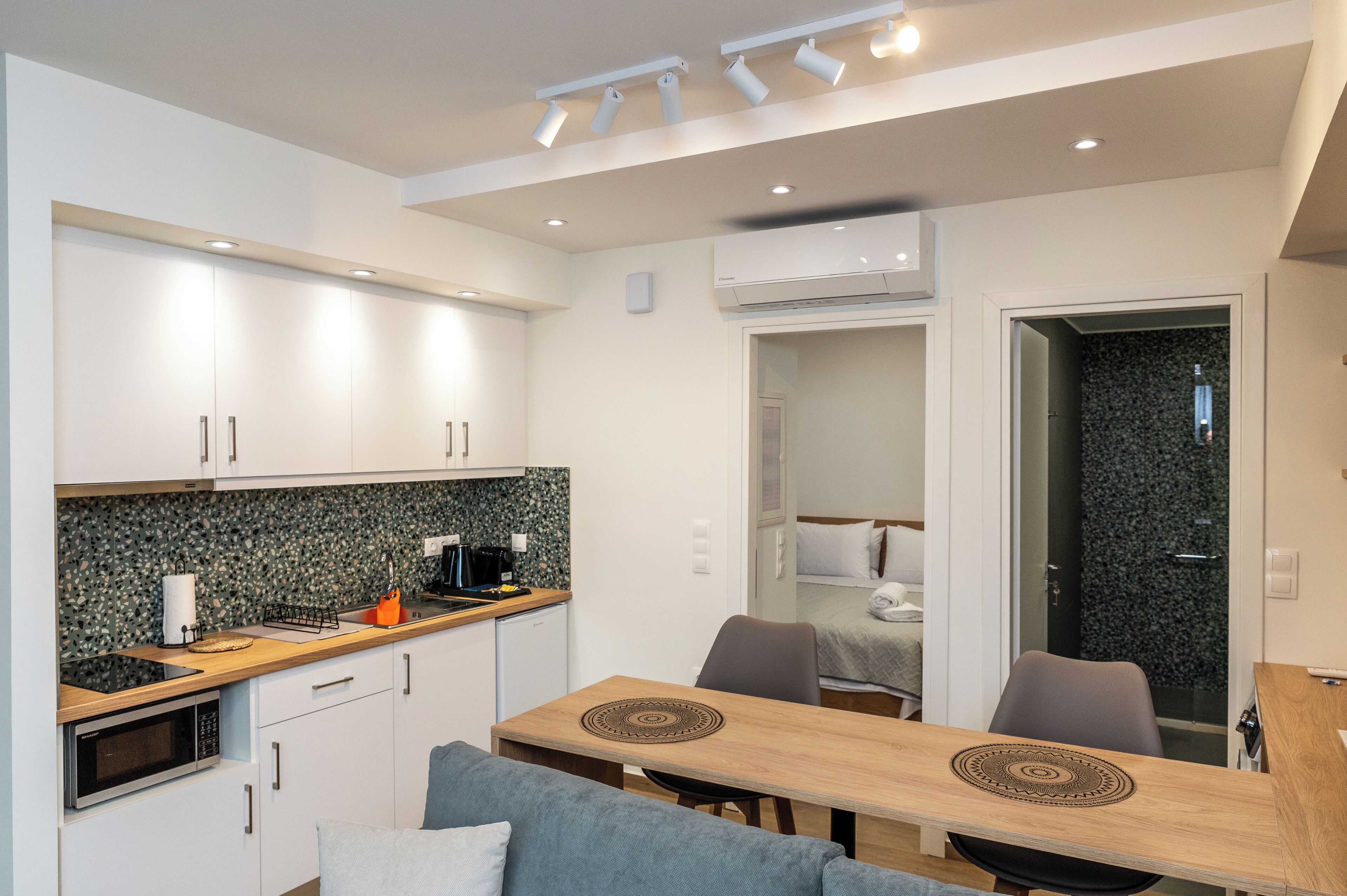 Apartment, Garden View | Dining