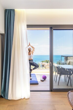 Yoga - Enalis Studios & Apartments (Chios)
