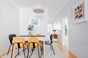 Dining - Urban Cozy  Flat – Near Taksim & Istiklal (Istanbul)