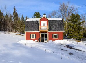 Exterior - Cozy Mountain Cabin Minutes from ski resorts - Unit A (Hensonville)