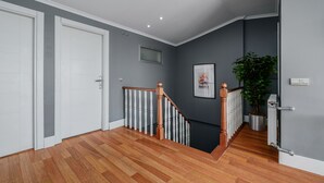 Interior - Duplex Flat w Panoramic Bosphorus View and Terrace (Istanbul)