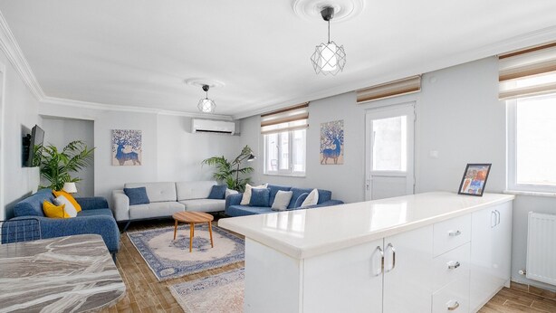 Interior - Modern Balcony Flat, 10 Minutes to Üsküdar Seafro (Istanbul)