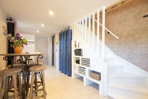 Interior - Gîte les boutons d'or – 50 m² Apartment in Owners' House (Saint-Nabord)