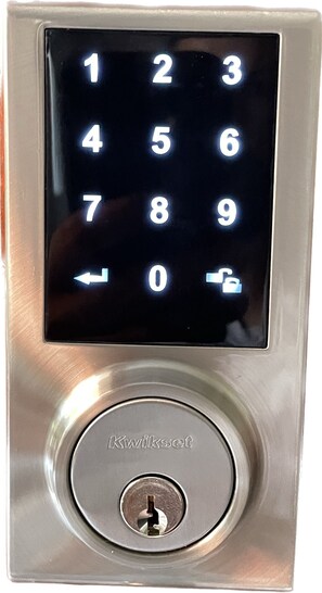 A numeric keypad with a keypad and a lock button below it. - Apartamentos SIBÖ #1 Just 7km from Manuel Antonio (Quepos)