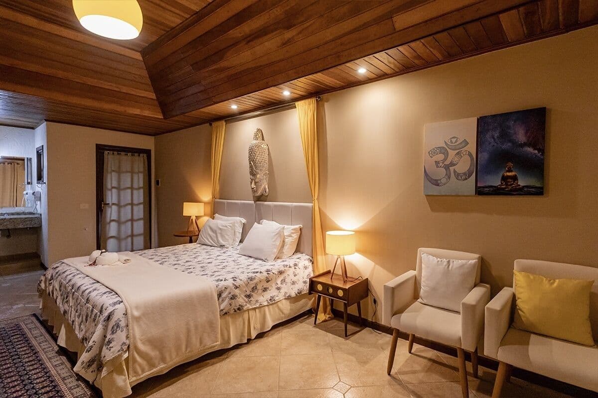 Comfort Suite, Hill View