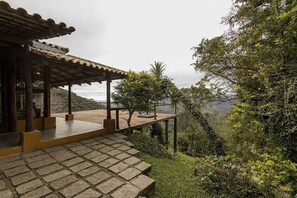 Property grounds - Varshana Hotel (Campo Largo)