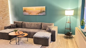 TV - Completely renovated ground floor apartment in the heart of Goslar's old town (Goslar)