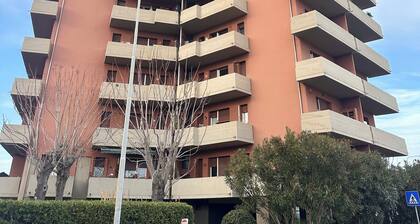 Waterfront apartment with breathtaking views in a very central location.