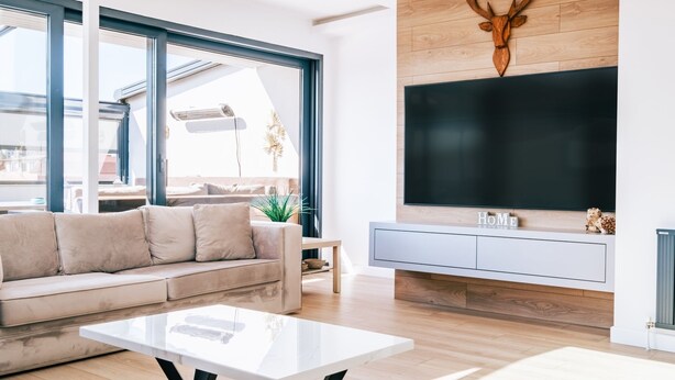 TV - Sea View Flat w Terrace and Jacuzzi (Istanbul)