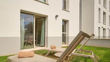 Suite, Garden Area | Terrace/patio