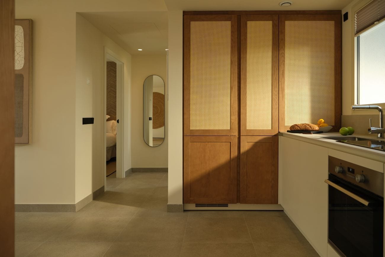 Suite, Garden Area | Private kitchen | Fridge, microwave, oven, stovetop