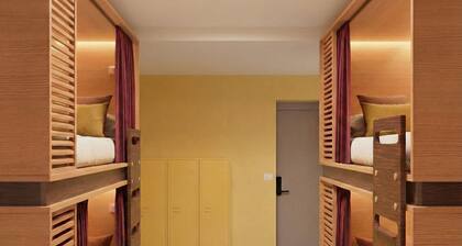 Tomato Urban Retreat Roma