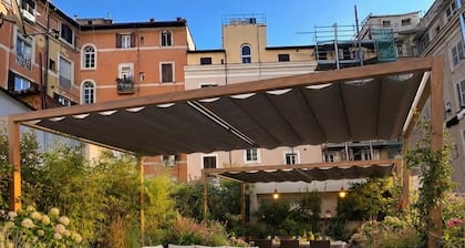 Tomato Urban Retreat Roma