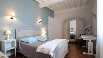 1 soverom, strykejern/-brett, wi-fi og sengetøy