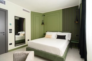 Room - Vrbo Property (NAPOLI)