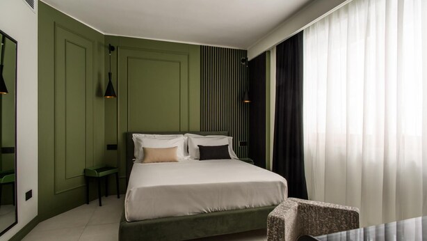 Unclassified image, 1 of 6, button - Deluxe Room 101 in the heart of Naples! (NAPOLI)