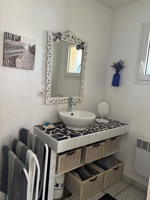 Shower - Pleasant vacation home for 4 people near the beach Biscarrosse lake (Biscarrosse)