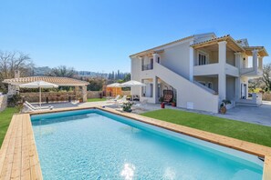 Pool - Villa Alegria a Casa II by Villa Plus (Ionian Islands)
