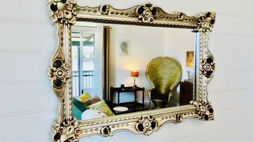 Smithtown Champagne B&B (Bed and Bubbles)