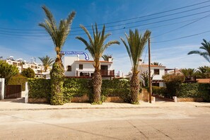 Exterior - Villa Demi Sunset by Villa Plus (Peyia)