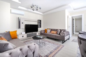 TV - Golden Horn View Terrace Duplex (Istanbul)