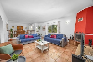 Unclassified image, 3 of 25, button - Villa Ricardo by Villa Plus (Praia do Carvoeiro)